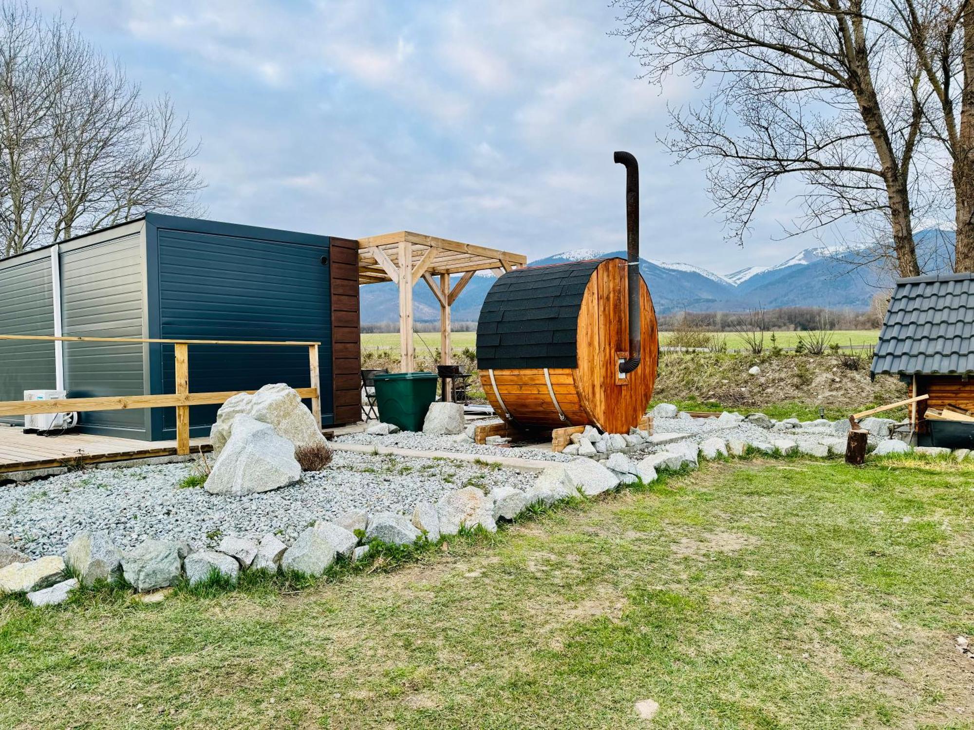 Apartmán Tiny House With Mountain Views Turany Exteriér fotografie